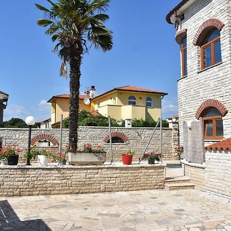 Chianti Apartment Пула Екстериор снимка