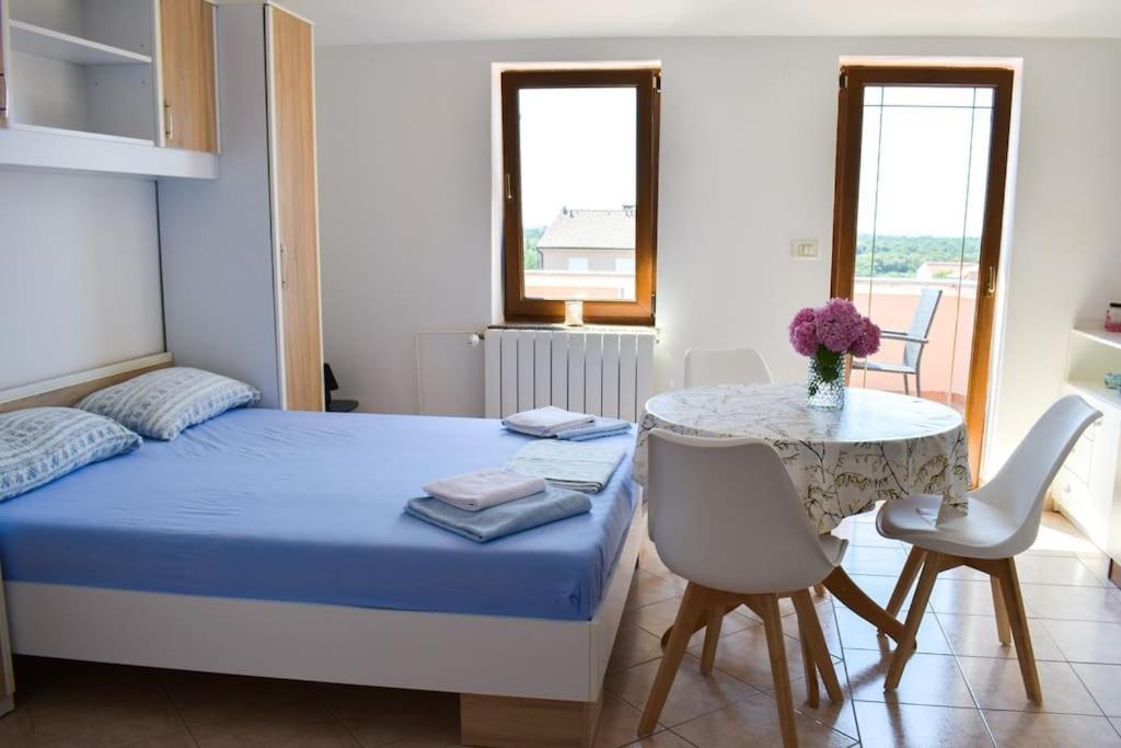 Chianti Apartment Пула Екстериор снимка